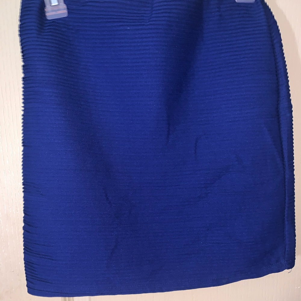 Selling all 3 skirts